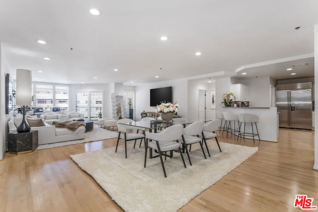 10724 Wilshire Boulevard 1005