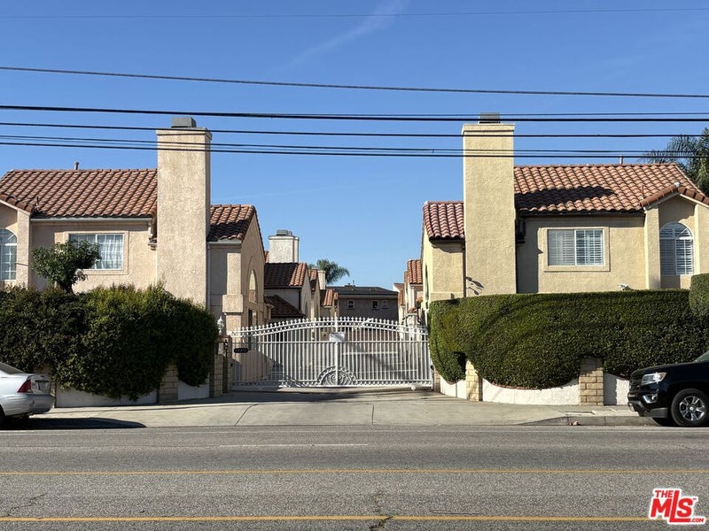 14411 Nordhoff Street 9