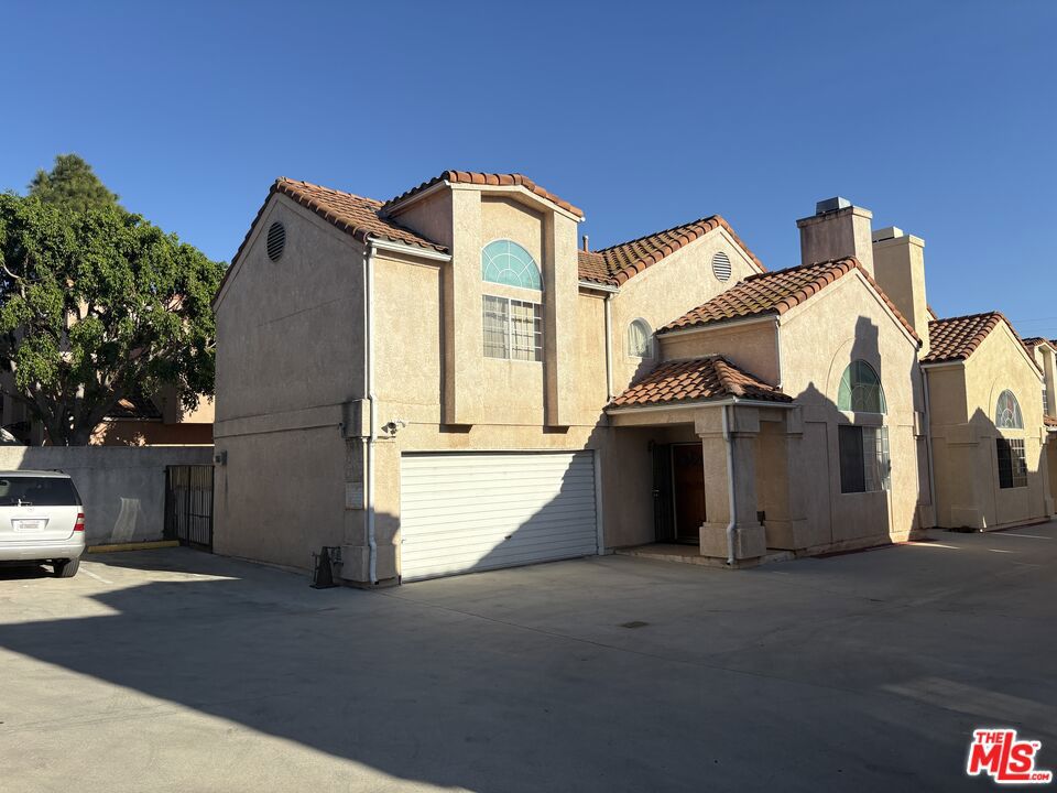 14411 Nordhoff Street 9