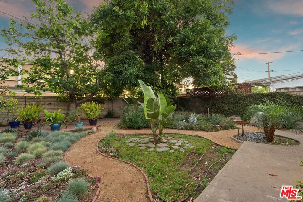 7667 Chisholm Avenue