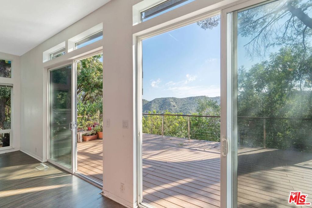 23777 Mulholland Highway 69