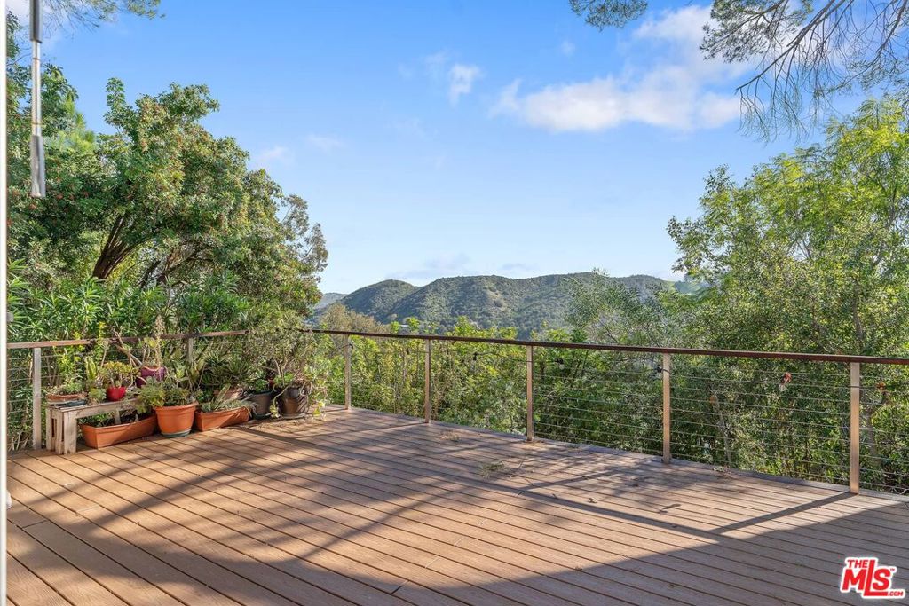 23777 Mulholland Highway 69