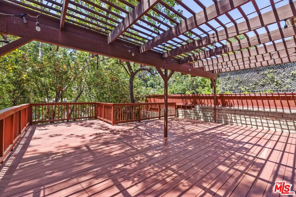 Properties 1 2801 Woodwardia Drive