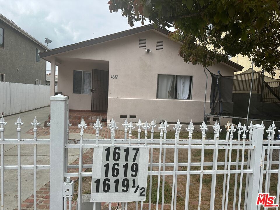 1617 W 224th Street