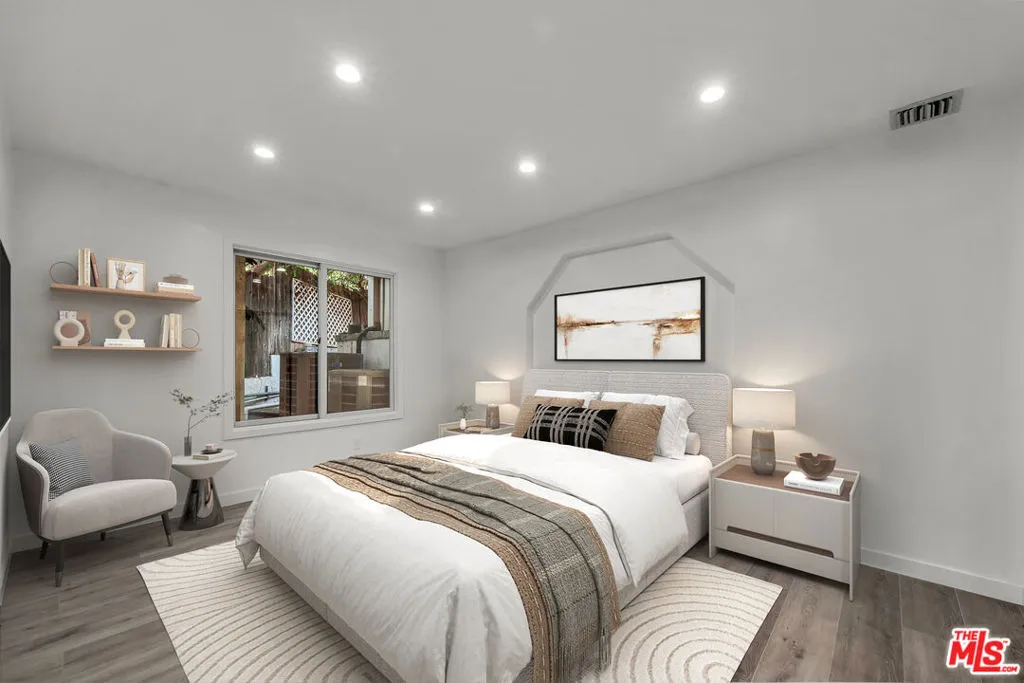 Studio City, California 91604, United States, 4 Bedrooms Bedrooms, ,4 BathroomsBathrooms,Residential,Active,183559