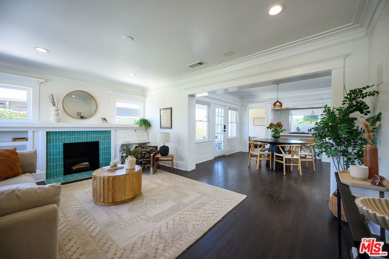 2238 W 28th Street