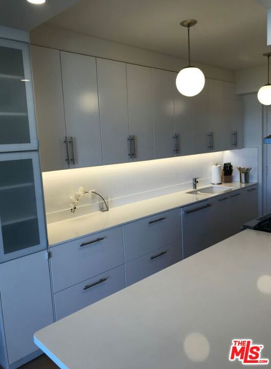 4411 Los Feliz Boulevard 1105