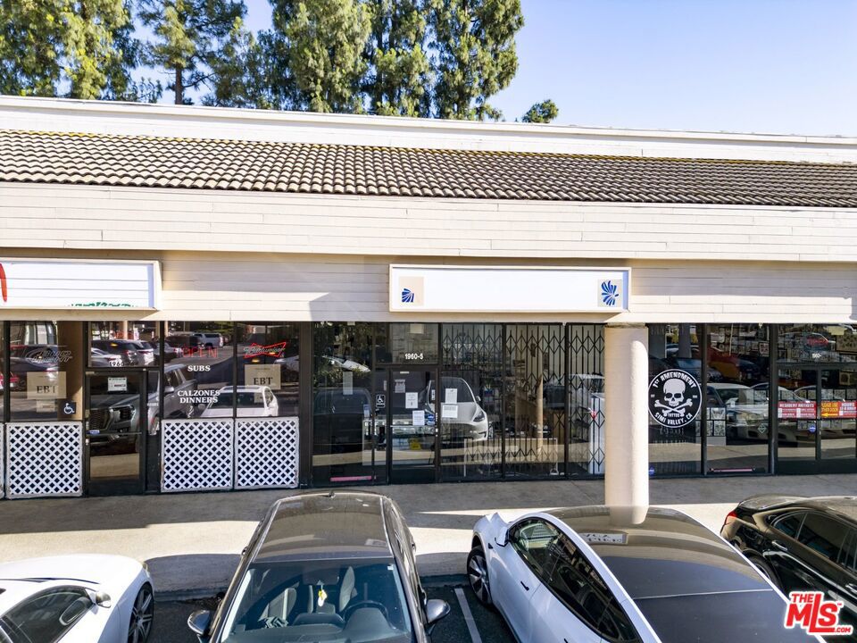 1960 Sequoia Avenue 3