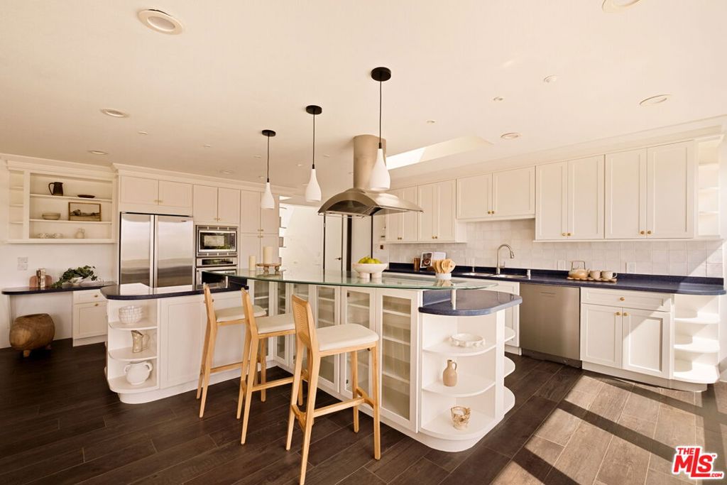 7401 Studio Road