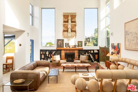 4006 San Rafael Avenue Los Angeles CA 90065