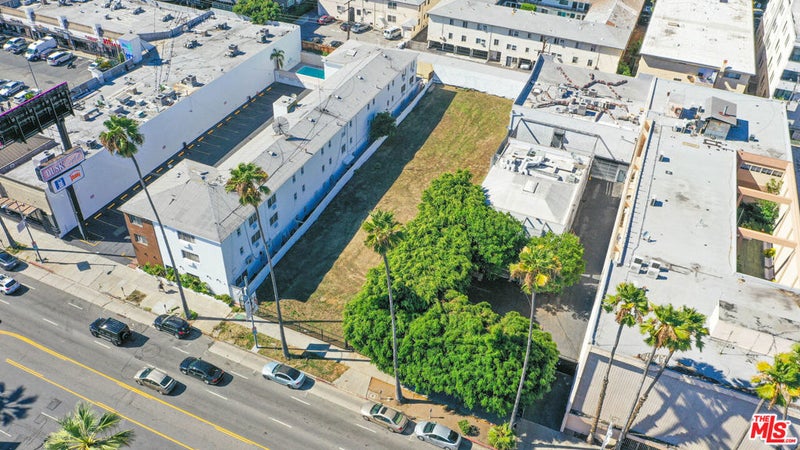7045 W Sunset Boulevard