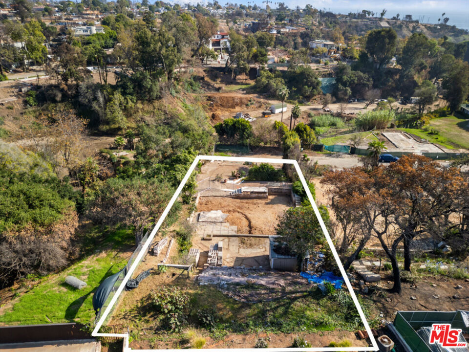 627 N Marquette Street