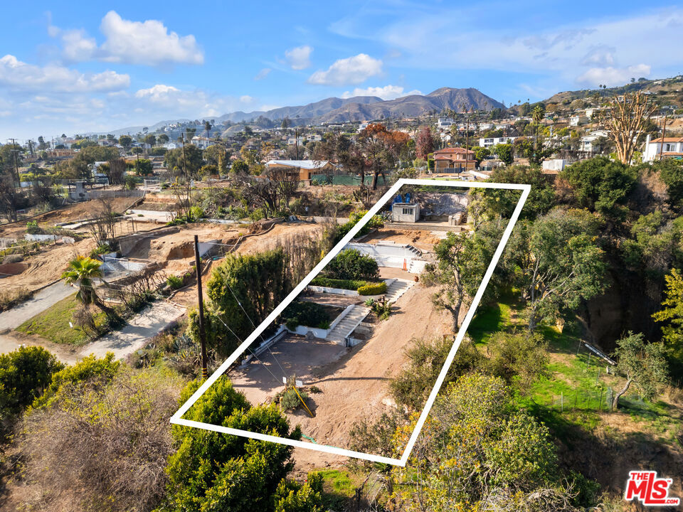 627 N Marquette Street