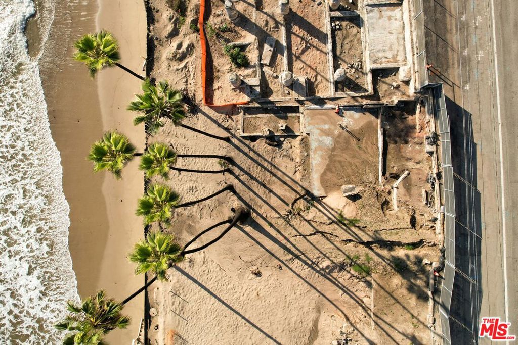 20942 Pacific Coast Highway