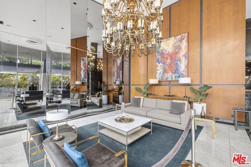 10701 Wilshire Boulevard 2202