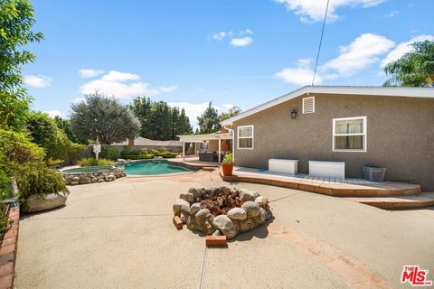 11144 Viking Avenue Porter Ranch CA 91326