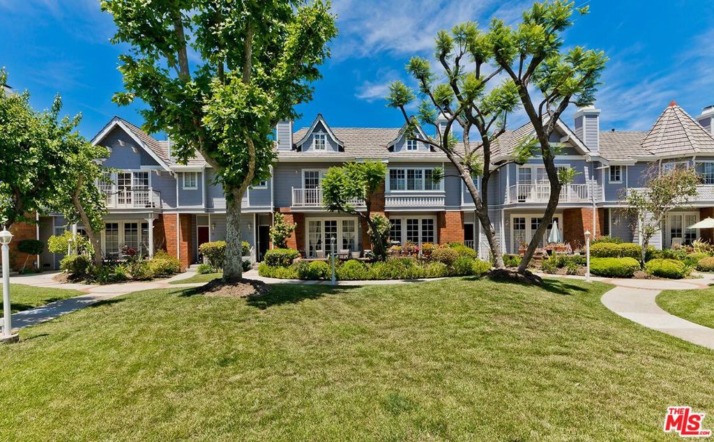 18135 Burbank 11