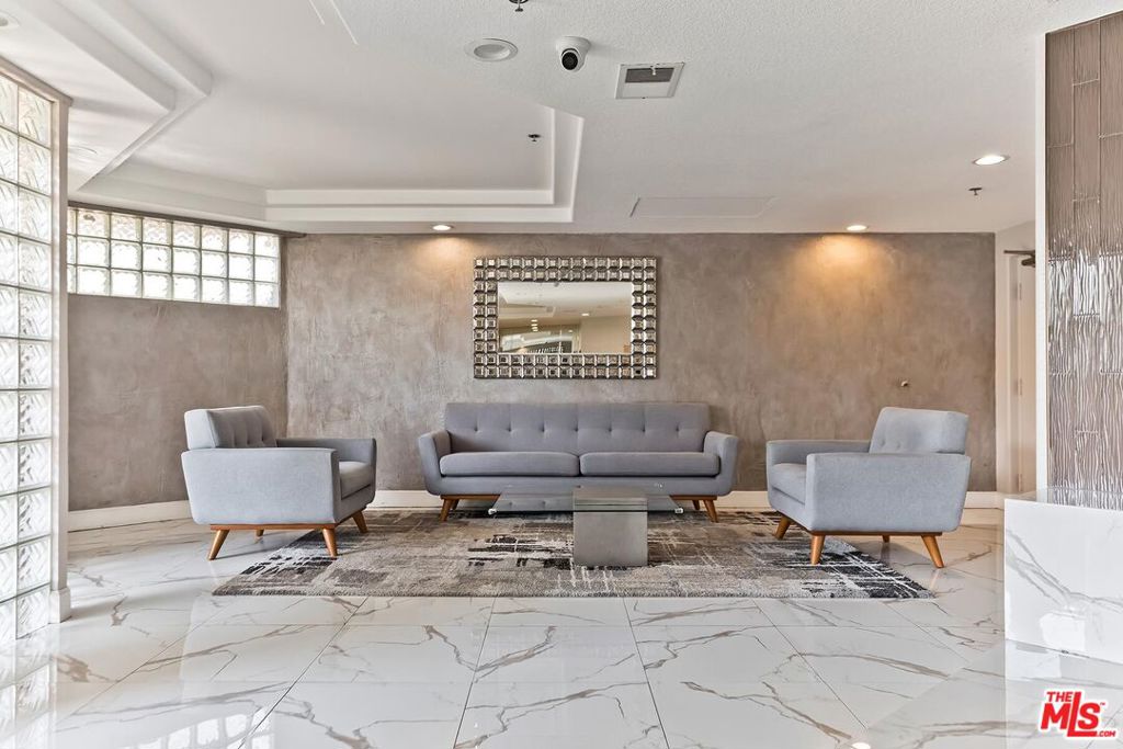 3460 S Centinela Avenue 505