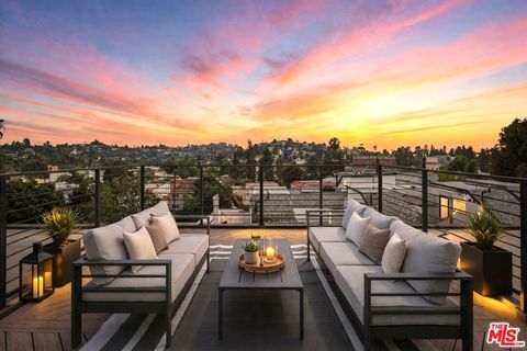 3223 Rowena Avenue Los Angeles CA 90027