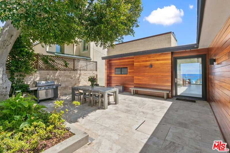 24928 Malibu Road