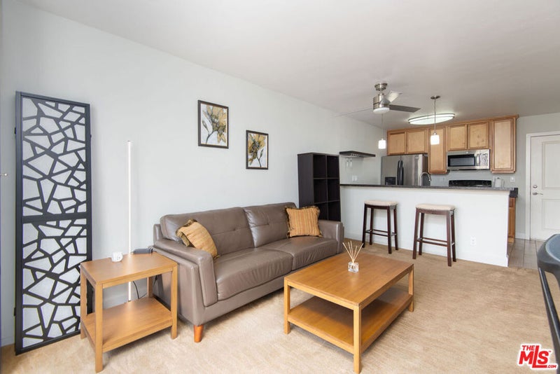 10982 ROEBLING Avenue 429