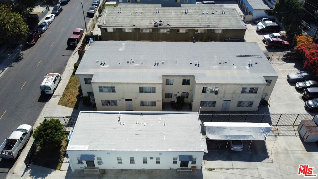 2325 S Ridgeley Drive