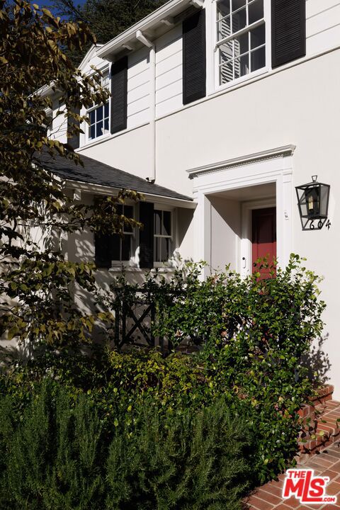 604 S Arden Boulevard