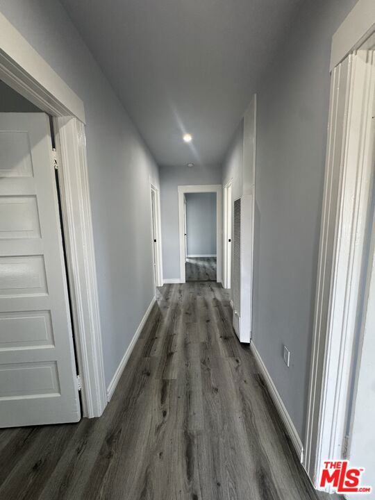 136 W 43rd Place