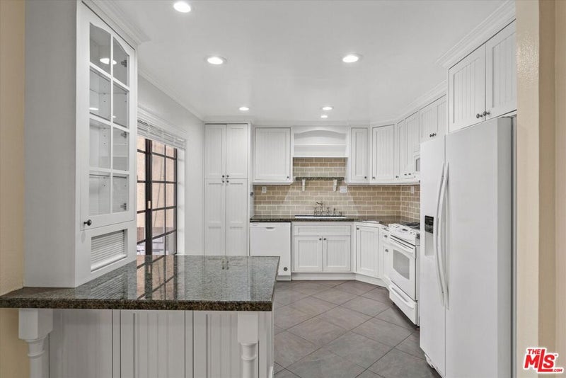 12321 Ocean Park Boulevard 2