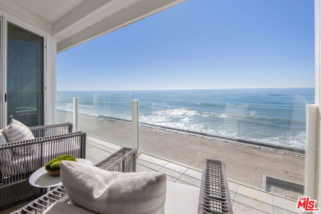 11840 Beach Club Way
