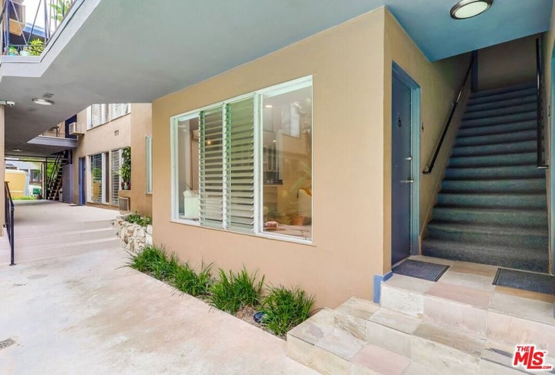 1275 Havenhurst Drive 4