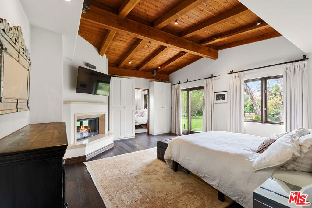 27409 Pacific Coast Highway