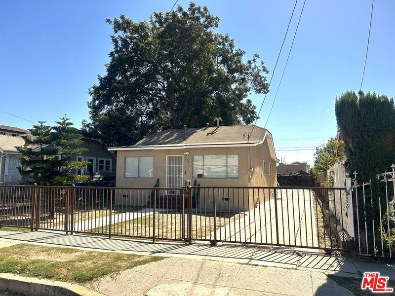 534 W Colden Avenue