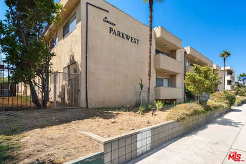 17340 Burbank Boulevard Encino CA 91316