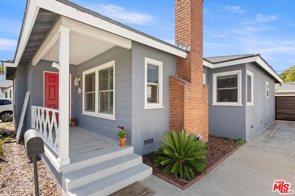 6531 W 77th Street