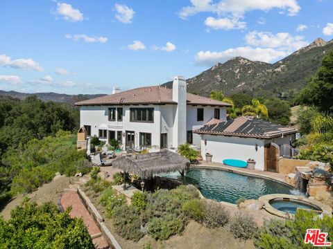 435 Woodbluff Road Calabasas CA 91302