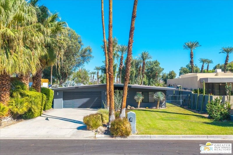 45644 Indian Wells Lane
