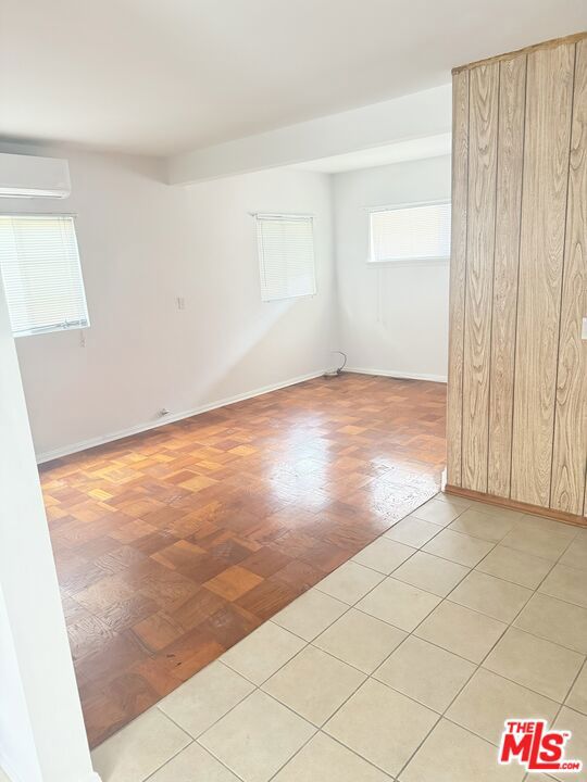 Properties 2 220 N Louise Street
