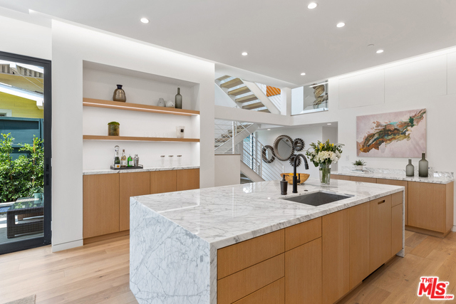 1620 Electric Avenue