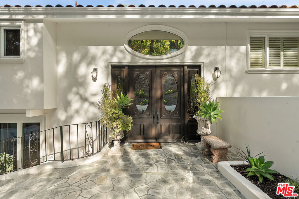 4807 Brewster Drive