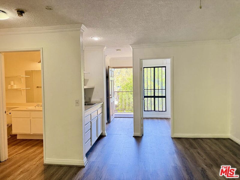 5036 Echo Street 308