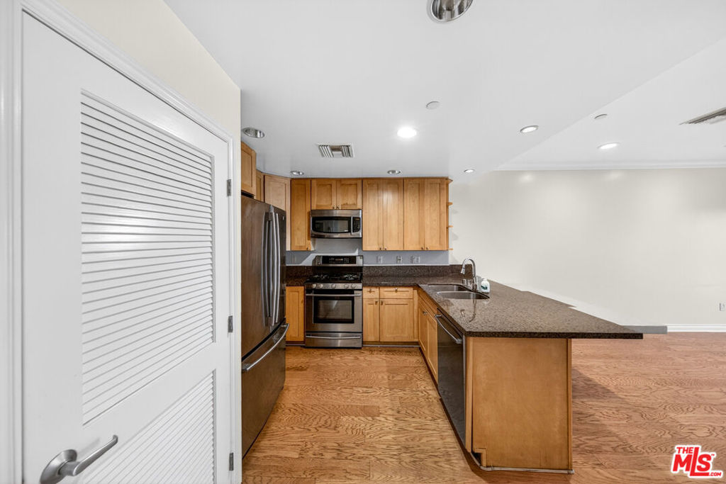 3061 W 12th Place 207