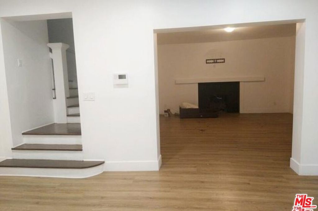 5642 La Mirada Avenue 1