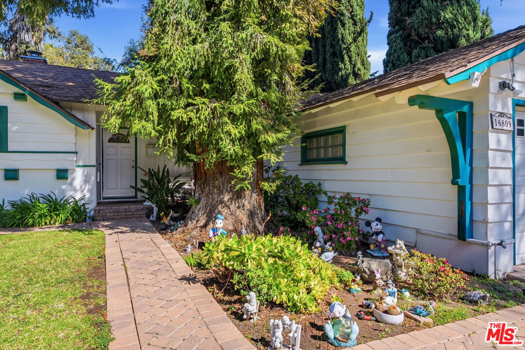 16809 Armstead Street