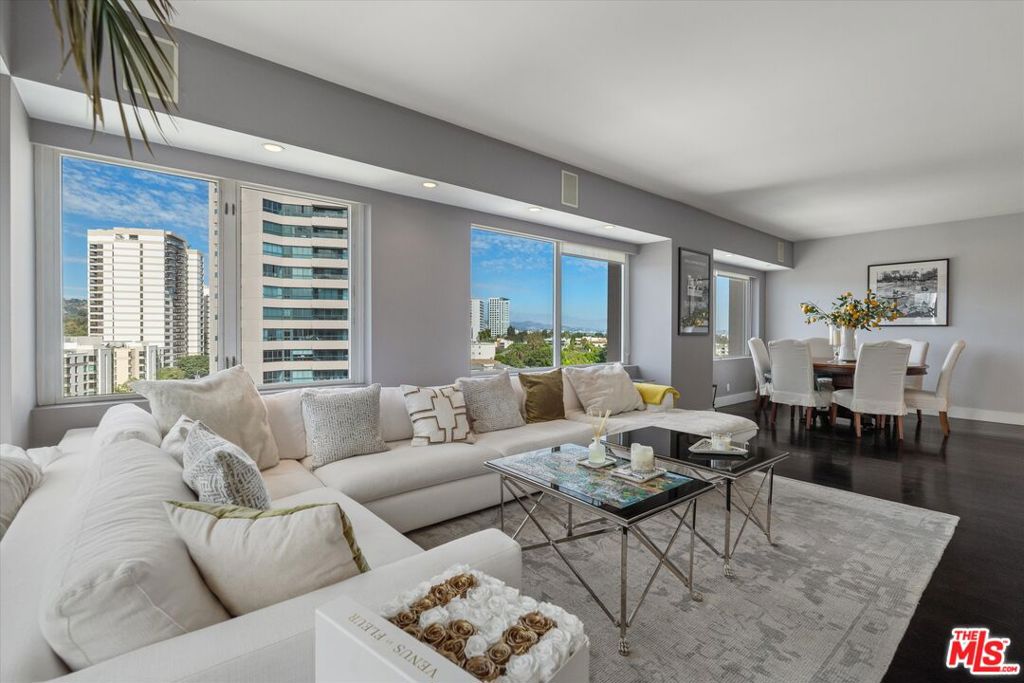 10520 Wilshire Boulevard 1102
