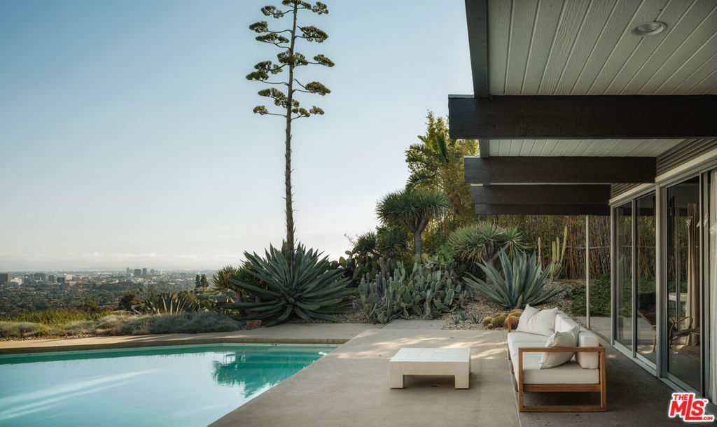 Properties 2 1705 Summitridge Drive