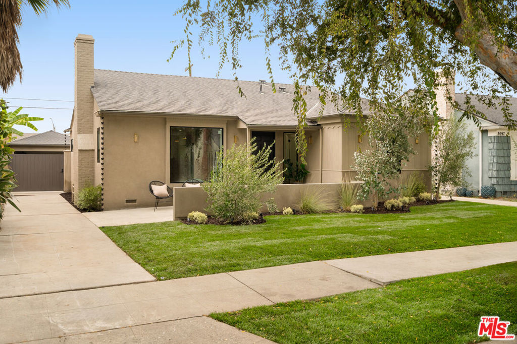 3701 Grayburn Avenue