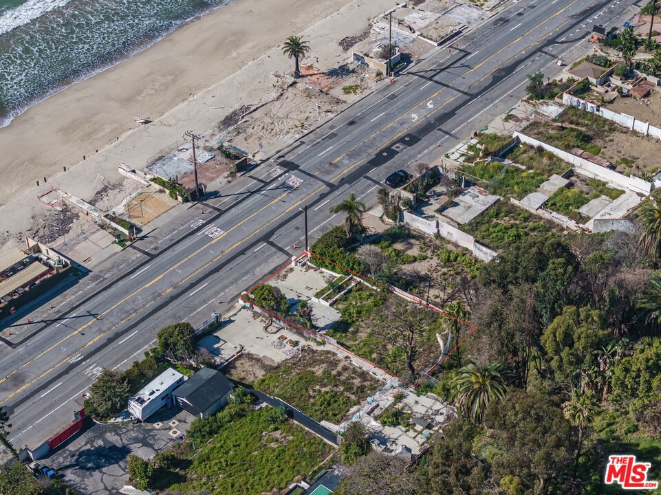 21465 Pacific Coast Highway