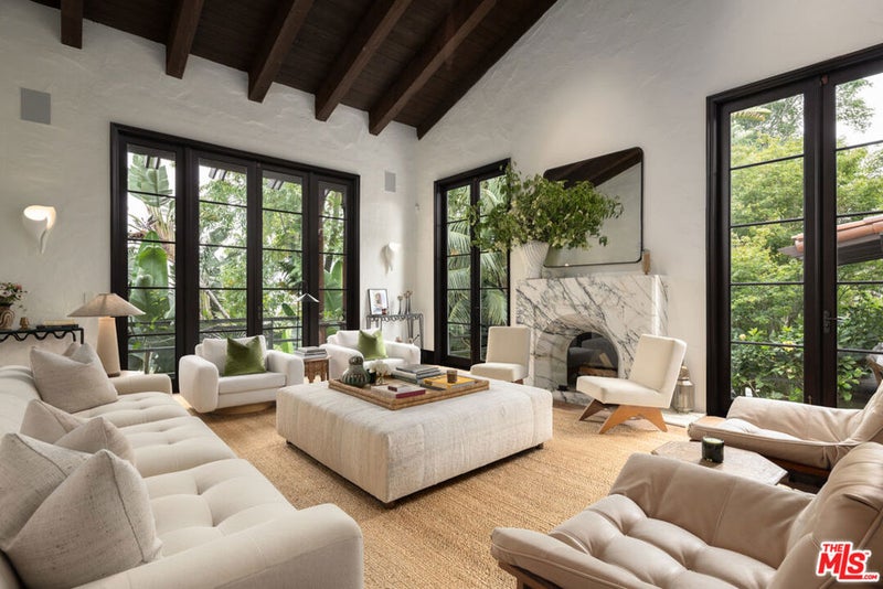2809 Nichols Canyon Road