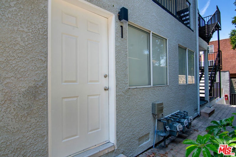 231 E Hyde Park Boulevard